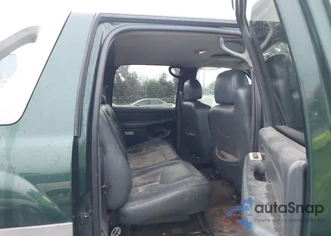 2002 Chevrolet Avalanche 1500 z USA, uszkodzony, nr VIN 3GNEC13T22G322640